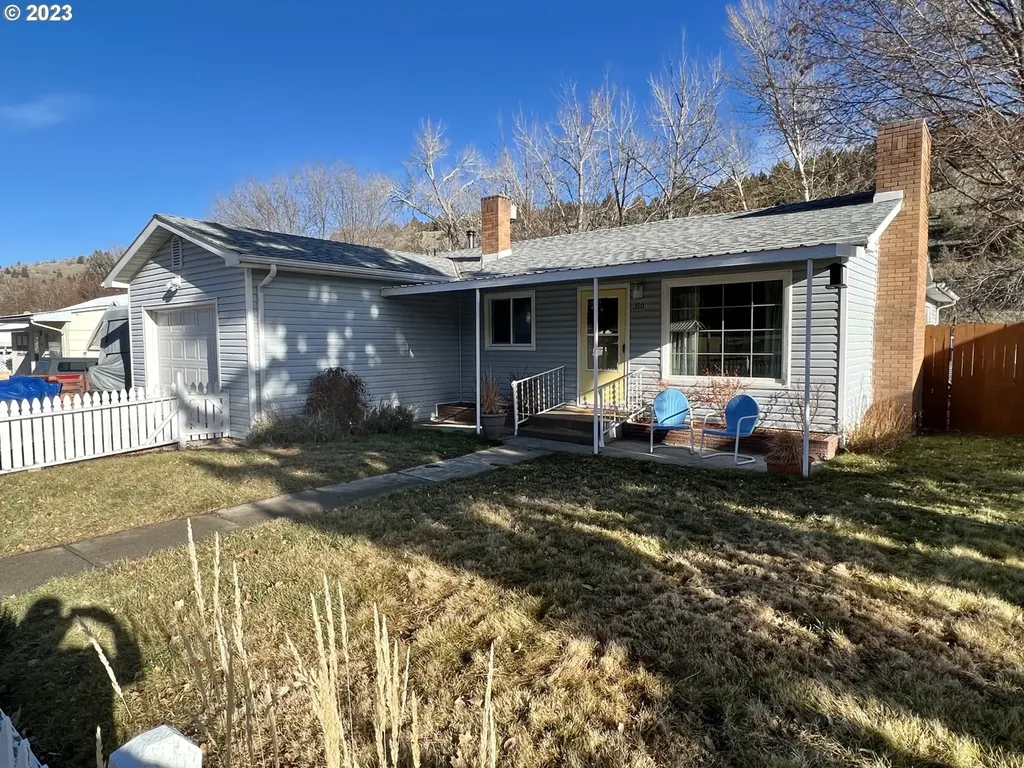 310 N Humbolt Street Canyon City OR 97820