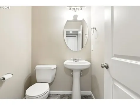 1918 NE 77th Place Vancouver WA 98664