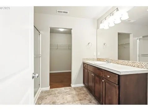 1918 NE 77th Place Vancouver WA 98664