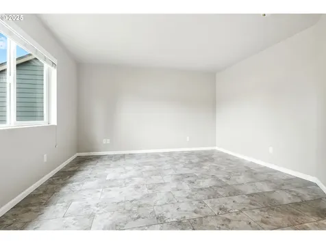 1918 NE 77th Place Vancouver WA 98664