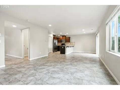 1918 NE 77th Place Vancouver WA 98664