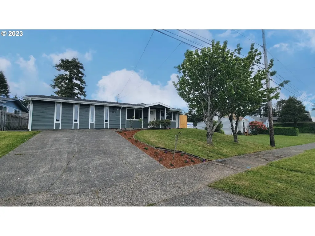 469 S Wall Street Coos Bay OR 97420