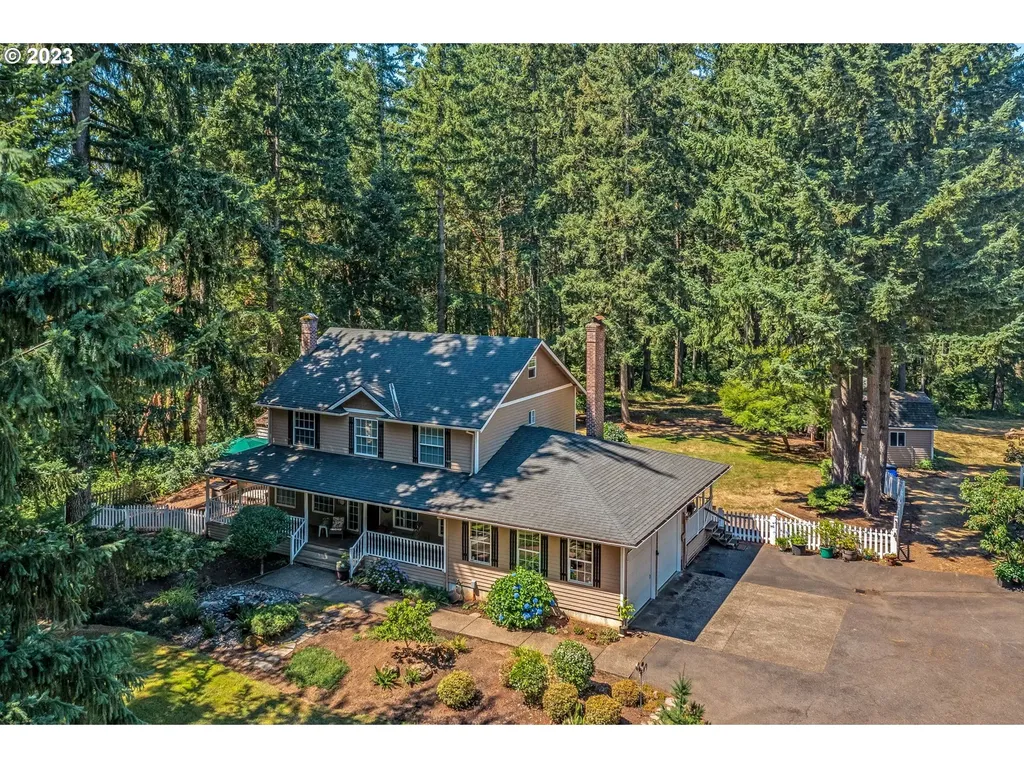 24299 S Newkirchner Road Oregon City OR 97045