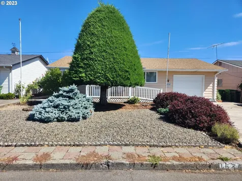 1624 Sallal Road Woodburn OR 97071