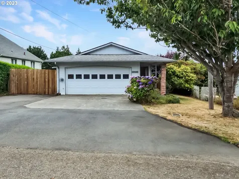 29428 Russell Street Gold Beach OR 97444