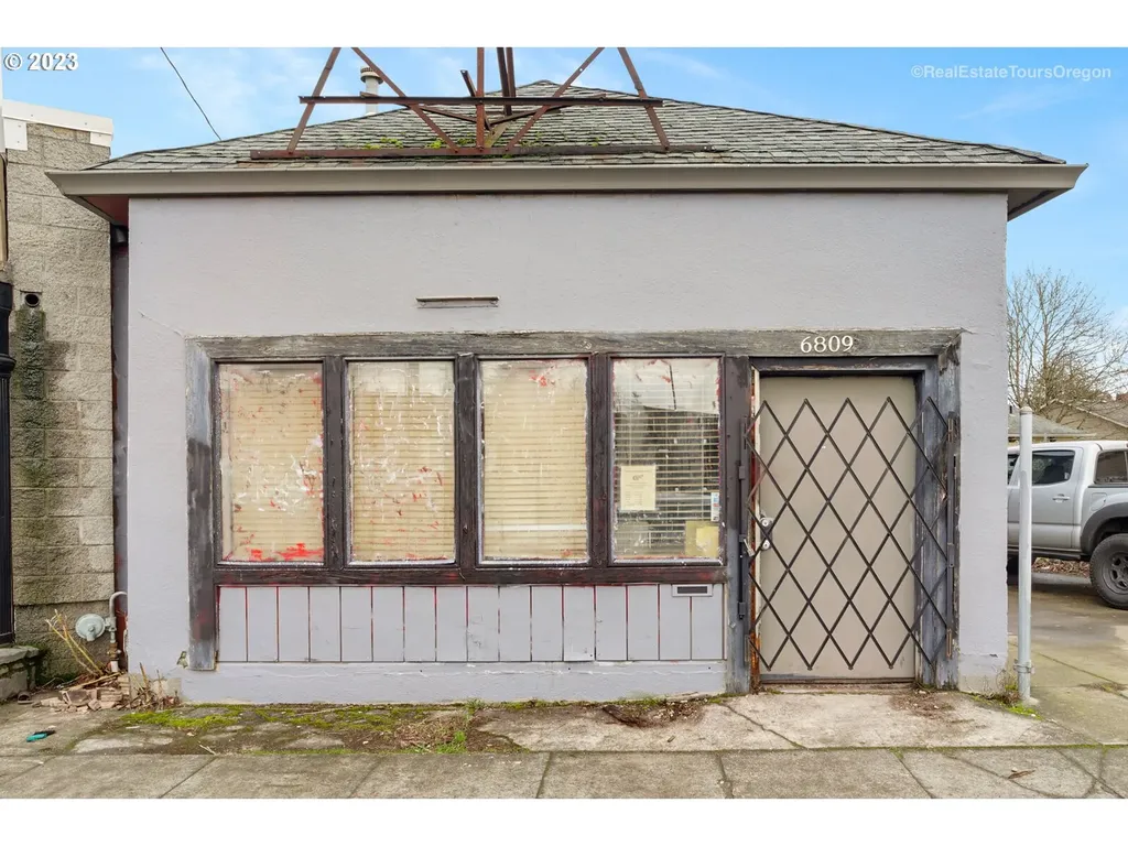 6809 Se Foster Road Portland OR 97206