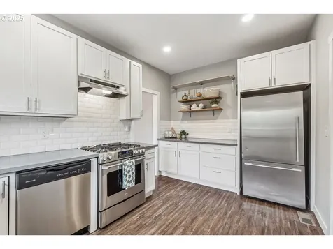 9499 N Trumbull Avenue Portland OR 97203