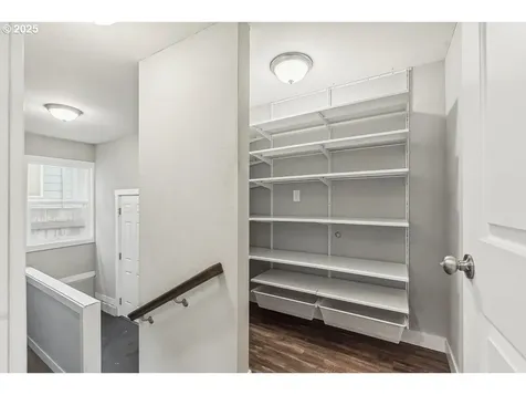 9499 N Trumbull Avenue Portland OR 97203