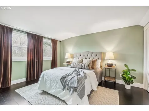 9499 N Trumbull Avenue Portland OR 97203