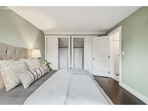 9499 N Trumbull Avenue Portland OR 97203