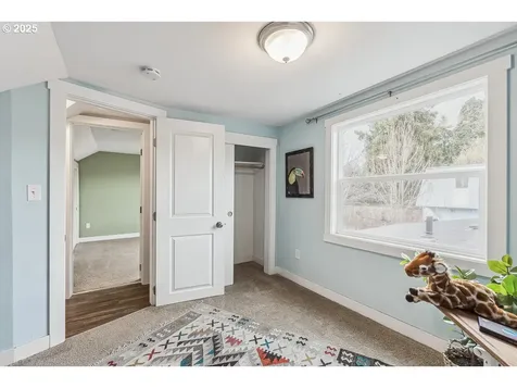9499 N Trumbull Avenue Portland OR 97203