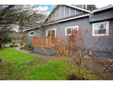 9499 N Trumbull Avenue Portland OR 97203