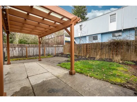 9499 N Trumbull Avenue Portland OR 97203