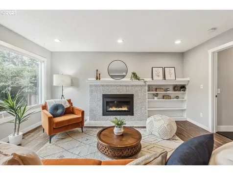 9499 N Trumbull Avenue Portland OR 97203