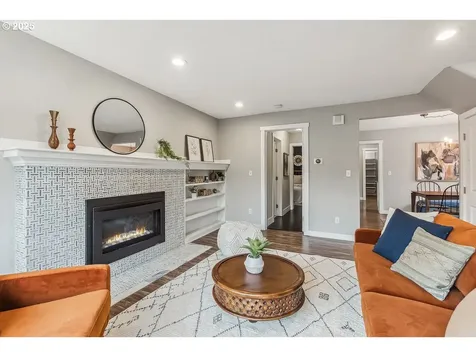 9499 N Trumbull Avenue Portland OR 97203