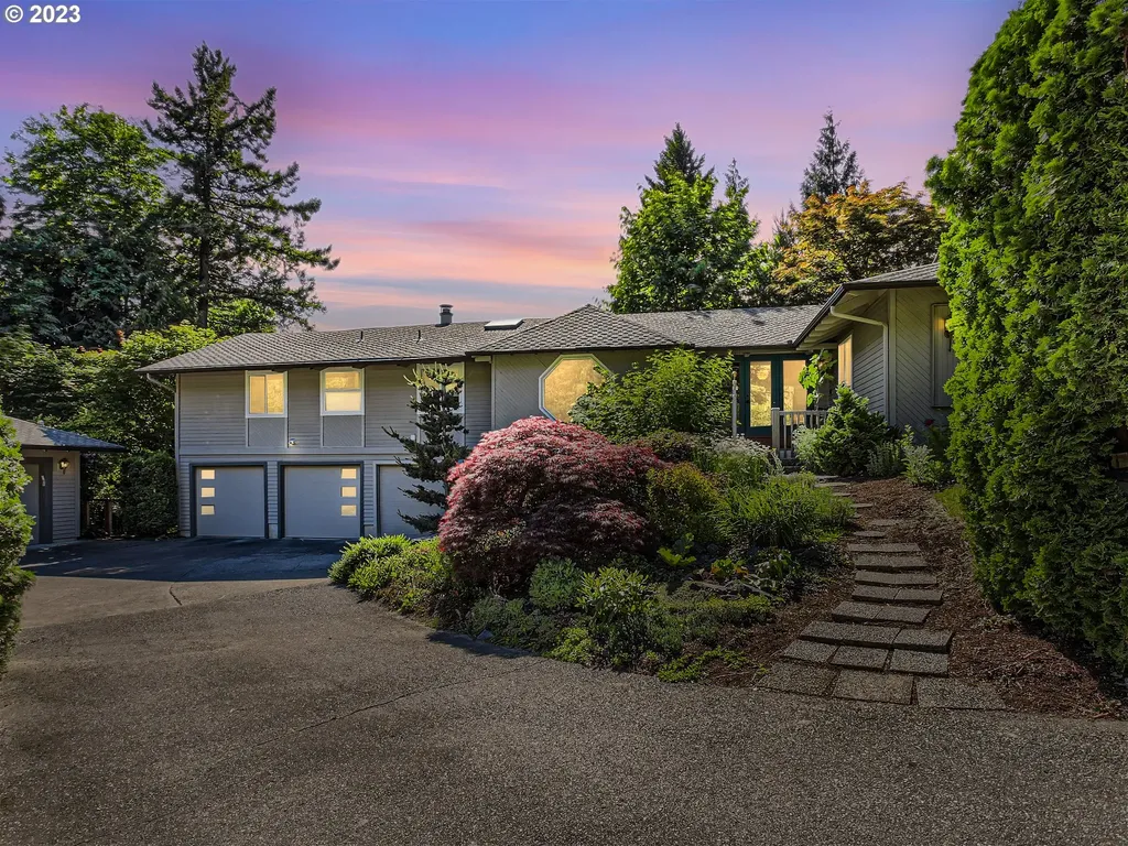 5960 Sw Sheridan Court Portland OR 97221