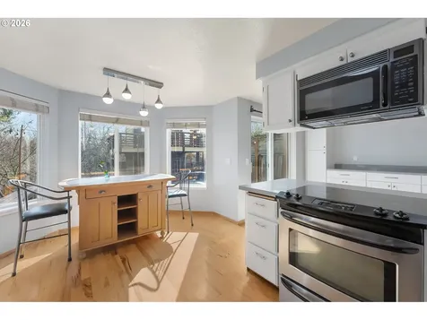 5194 NW 171st Place Portland OR 97229
