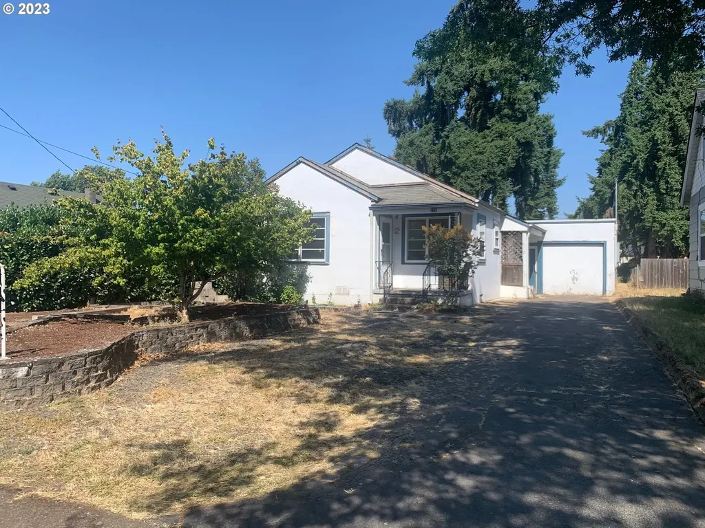 279 18th Street Springfield OR 97477