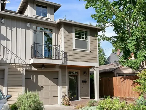 2917 Se Ankeny Street Portland OR 97214