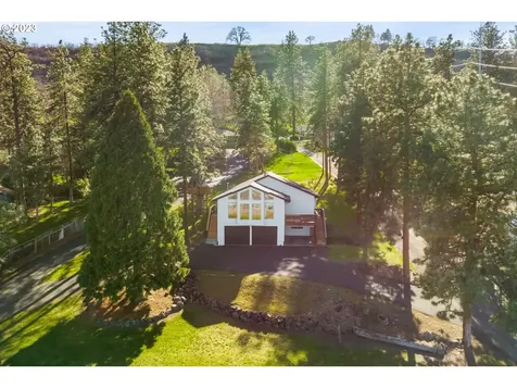 1900 W 13th Street The Dalles OR 97058
