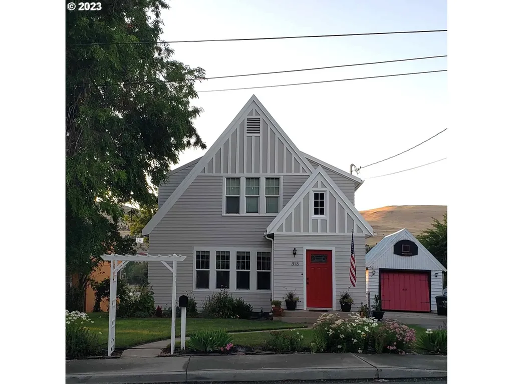 313 E Main Street John Day OR 97845
