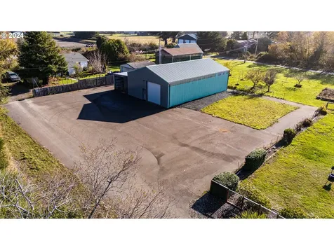 87702 17th Street SE Bandon OR 97411