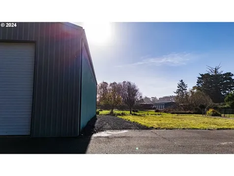 87702 17th Street SE Bandon OR 97411