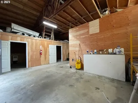 87702 17th Street SE Bandon OR 97411