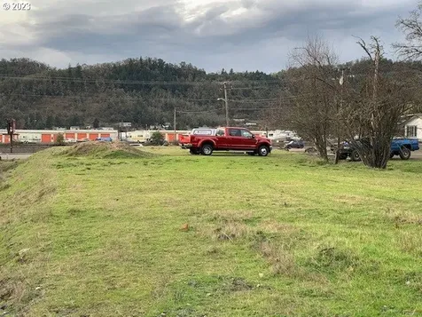 3317 NE Stephens Street Roseburg OR 97470
