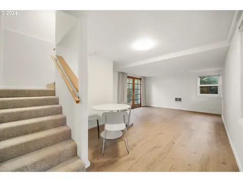 15020 Se Barbara Welch Lane Portland OR 97236