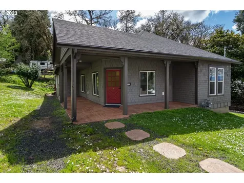 1423 Se Lane Avenue Roseburg OR 97470