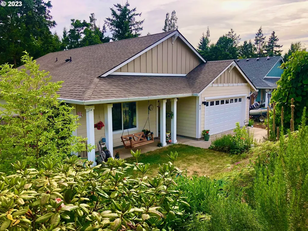92 Wetleau Drive Lowell OR 97452