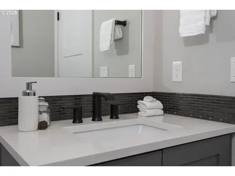 17424 SW Dotterel Lane Beaverton OR 97007