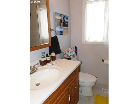 1108 Rose Avenue Vernonia OR 97064