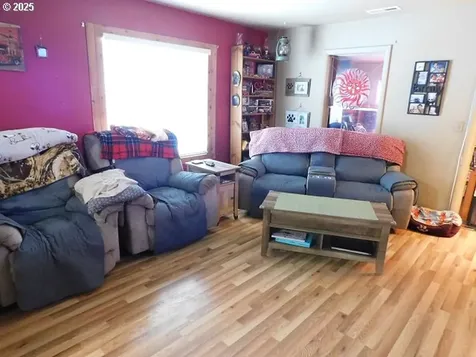 1108 Rose Avenue Vernonia OR 97064