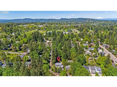 3639 Sw Arnold Street Portland OR 97219