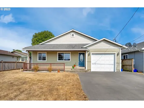 1027 Sanford Street Coos Bay OR 97420