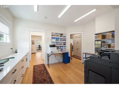 1005 N Main Avenue Gresham OR 97030