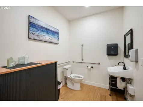 1005 N Main Avenue Gresham OR 97030