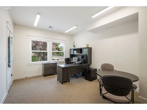 1005 N Main Avenue Gresham OR 97030