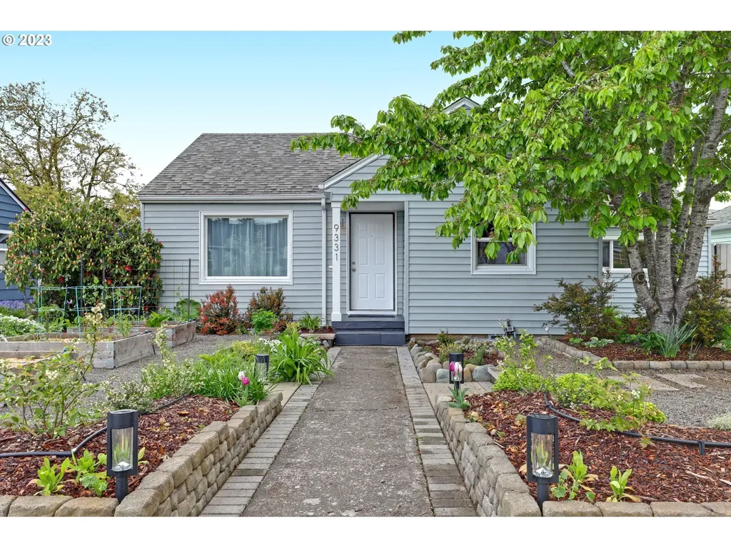 9331 Se Taylor Street Portland OR 97216