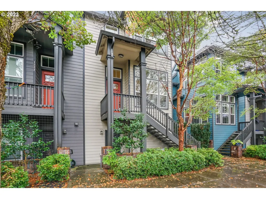 1218 SE Linn Street Portland OR 97202