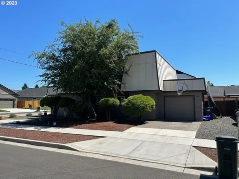 931 Anderson Lane Springfield OR 97477