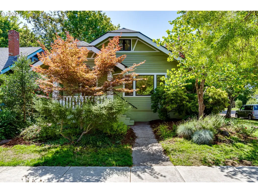 1190 W 11th Avenue Eugene OR 97402