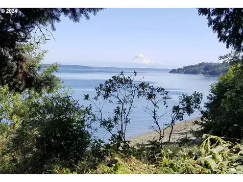 Cunliffe Road SW Vashon WA 98070