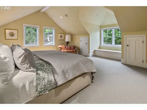 3347 Se Riverwood Lane Vancouver WA 98683