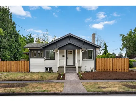 825 Ne 76th Avenue Portland OR 97213