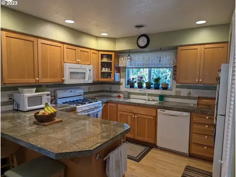1657 Lea Way Seaside OR 97138