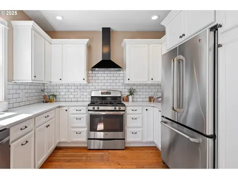 724 NE 28th Avenue Portland OR 97232