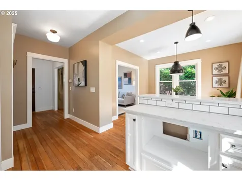 724 NE 28th Avenue Portland OR 97232